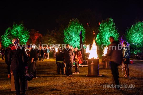 Kulissen mieten & vermieten - 100 Feuer- / Brandtonnen, aus Metall WUNDERRÄUME GmbH vermietet: Dekoration / Kulisse für Event, Messe, Veranstaltung, Incentive, Mitarbeiterfest, Firmenjubiläum in Lichtenstein/Sachsen