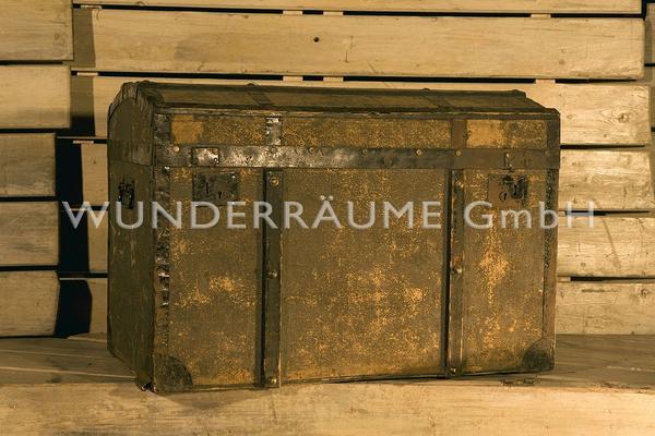 Requisiten mieten & vermieten - Historische Reise-/Schatztruhen 04 - WUNDERRÄUME GmbH vermietet: Dekoration/Kulisse für Event, Messe, Veranstaltung, Incentive, Mitarbeiterfest, Firmenjubiläum in Lichtenstein/Sachsen
