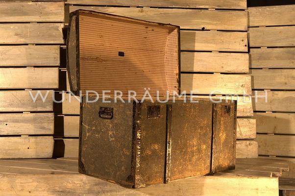 Requisiten mieten & vermieten - Historische Reise-/Schatztruhen 04 - WUNDERRÄUME GmbH vermietet: Dekoration/Kulisse für Event, Messe, Veranstaltung, Incentive, Mitarbeiterfest, Firmenjubiläum in Lichtenstein/Sachsen