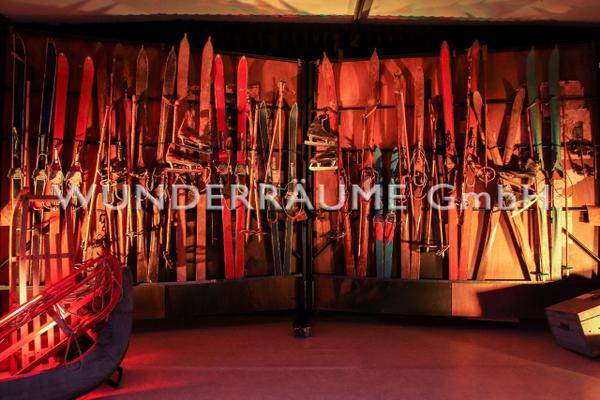 Kulissen mieten & vermieten - Raumteiler "Skiwand" - WUNDERRÄUME GmbH vermietet: Dekoration/Kulisse für Event, Messe, Veranstaltung, Incentive, Mitarbeiterfest, Firmenjubiläum in Lichtenstein/Sachsen