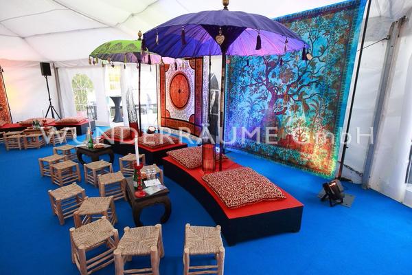 Länder & Flaggen mieten & vermieten - Sitzpodeste - WUNDERRÄUME GmbH vermietet: Dekoration/Kulisse für Event, Messe, Veranstaltung, Incentive, Mitarbeiterfest, Firmenjubiläum in Lichtenstein/Sachsen