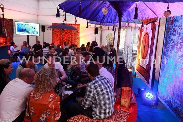 Länder & Flaggen mieten & vermieten - Sitzpodeste - WUNDERRÄUME GmbH vermietet: Dekoration/Kulisse für Event, Messe, Veranstaltung, Incentive, Mitarbeiterfest, Firmenjubiläum in Lichtenstein/Sachsen