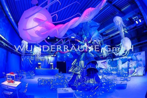 Dekofiguren mieten & vermieten - Quallen - WUNDERRÄUME GmbH vermietet: Dekoration/Kulisse für Event, Messe, Veranstaltung, Incentive, Mitarbeiterfest, Firmenjubiläum in Lichtenstein/Sachsen