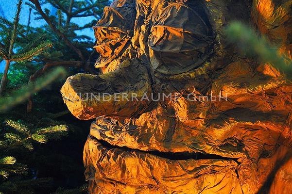 Kulissen mieten & vermieten - Märchenbaum Eiche, Baum mit Augen & Mund, WUNDERRÄUME GmbH vermietet: Dekoration / Kulisse für Event, Messe, Veranstaltung, Incentive, Mitarbeiterfest, Firmenjubiläum in Lichtenstein/Sachsen
