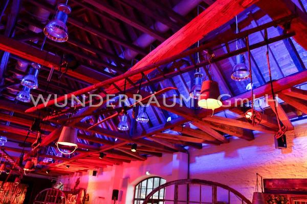 Antik & Rustikal mieten & vermieten - rustikale Leiterndekoration - WUNDERRÄUME GmbH vermietet: Dekoration/Kulisse für Event, Messe, Veranstaltung, Incentive, Mitarbeiterfest, Firmenjubiläum in Lichtenstein/Sachsen