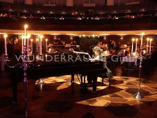 Weihnachtsdekoration mieten & vermieten - Kerzenleuchter; 5-armig, verchromt; 150cm WUNDERRÄUME GmbH vermietet: Dekoration/Kulisse für Event, Messe, Veranstaltung, Incentive, Mitarbeiterfest, Firmenjubiläum in Lichtenstein/Sachsen
