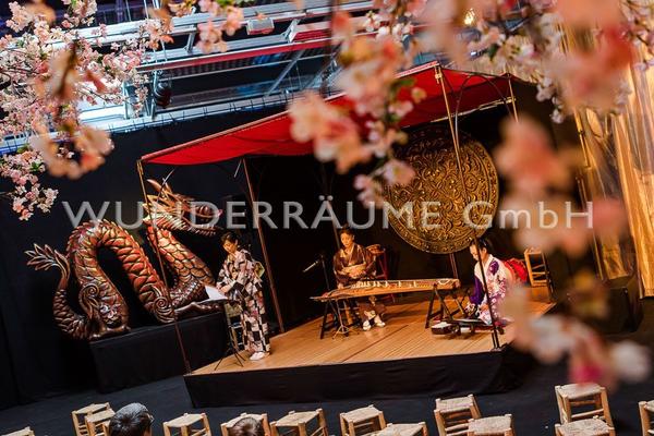 Dekofiguren mieten & vermieten - 10 Drachen - XXL Halb-, Vollplastik WUNDERRÄUME GmbH vermietet: Dekoration/Kulisse für Event, Messe, Veranstaltung, Incentive, Mitarbeiterfest, Firmenjubiläum in Lichtenstein/Sachsen