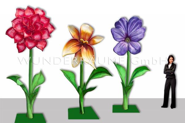 Dekofiguren mieten & vermieten - 10 Riesenblumen bis 4m Höhe - WUNDERRÄUME GmbH vermietet: Dekoration/Kulisse für Event, Messe, Veranstaltung, Incentive, Mitarbeiterfest, Firmenjubiläum in Lichtenstein/Sachsen