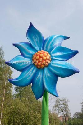 Saisonale Dekoration mieten & vermieten - 4 Riesenblumen bis 4m / SET 2 - WUNDERRÄUME GmbH vermietet: Dekoration/Kulisse für Event, Messe, Veranstaltung, Incentive, Mitarbeiterfest, Firmenjubiläum in Lichtenstein/Sachsen