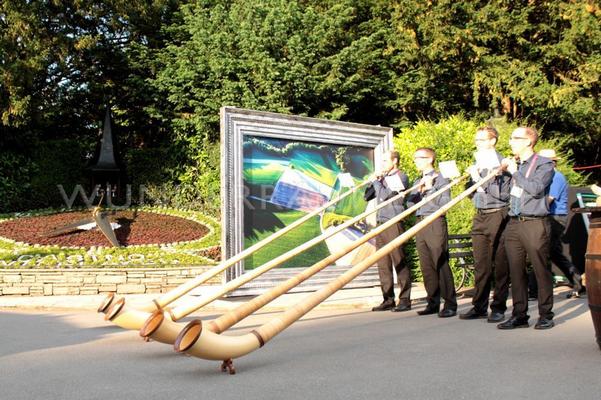 Kulissen mieten & vermieten - XL-Bilderrahmen mit Motivdruck - WUNDERRÄUME GmbH vermietet: Dekoration/Kulisse für Event, Messe, Veranstaltung, Incentive, Mitarbeiterfest, Firmenjubiläum in Lichtenstein/Sachsen