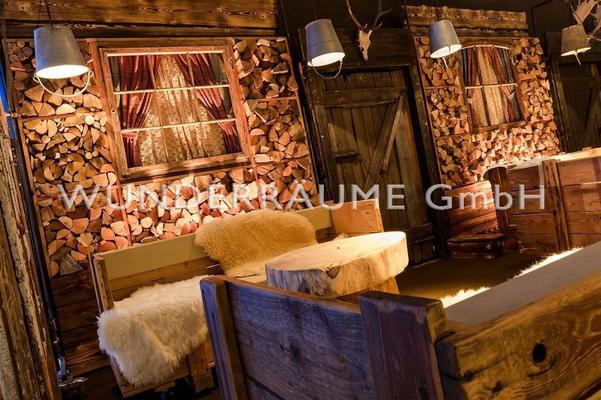 Tische mieten & vermieten - Loungetisch rustikal, mit Baumscheibe in Lichtenstein/Sachsen
