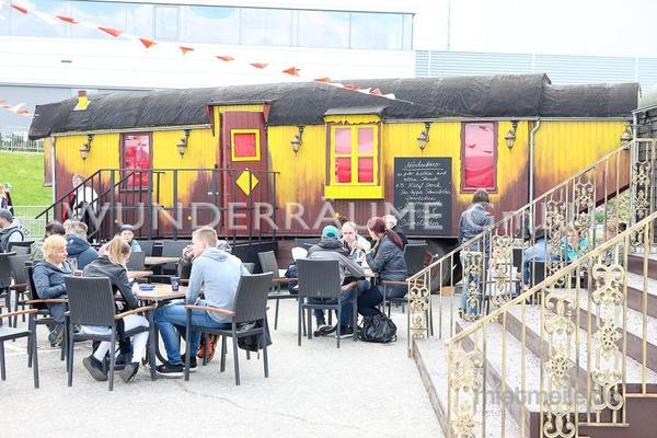 Kulissen mieten & vermieten - Scherenschnittkino im Zirkuswagen - WUNDERRÄUME GmbH vermietet: Dekoration/Kulisse für Event, Messe, Veranstaltung, Incentive, Mitarbeiterfest, Firmenjubiläum in Lichtenstein/Sachsen