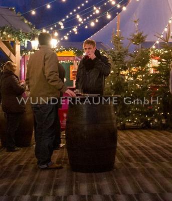 Kulissen mieten & vermieten - 100 x Stehtisch Weinfass - WUNDERRÄUME GmbH vermietet: Dekoration/Kulisse für Event, Messe, Veranstaltung, Incentive, Mitarbeiterfest, Firmenjubiläum in Lichtenstein/Sachsen