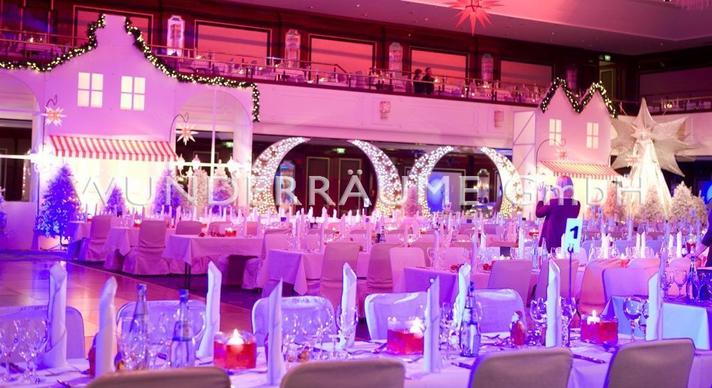 Kulissen mieten & vermieten - weiße Häuserkulissen - WUNDERRÄUME GMBH vermietet: Dekoration/Kulisse für Event, Messe, Veranstaltung, Incentive, Mitarbeiterfest, Firmenjubiläum in Lichtenstein/Sachsen
