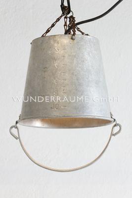 Antik & Rustikal mieten & vermieten - Industriallampe "Eimer" - WUNDERRÄUME GmbH vermietet: Dekoration/Kulisse für Event, Messe, Veranstaltung, Incentive, Mitarbeiterfest, Firmenjubiläum in Lichtenstein/Sachsen