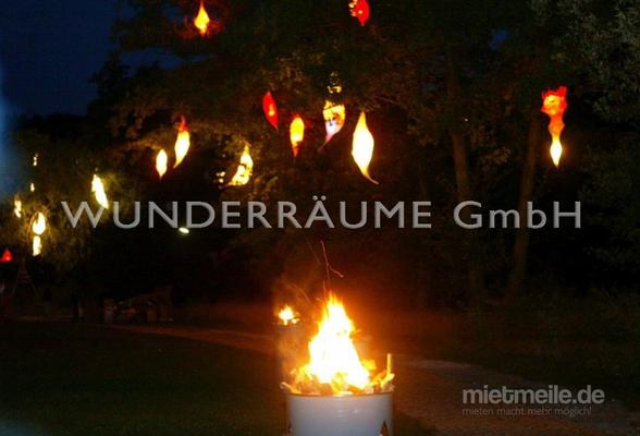 Dekofiguren mieten & vermieten - Lichtkokons für Bäume, Fassaden, Säle uvm WUNDERRÄUME GmbH vermietet: Dekoration / Kulisse für Event, Messe, Veranstaltung, Incentive, Mitarbeiterfest, Firmenjubiläum in Lichtenstein/Sachsen