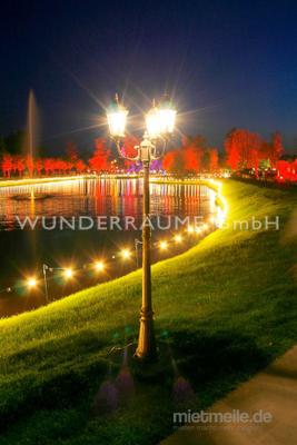 Kulissen mieten & vermieten - Straßenlaterne in kupfer oder weiß - WUNDERRÄUME GmbH vermietet: Dekoration/Kulisse für Event, Messe, Veranstaltung, Incentive, Mitarbeiterfest, Firmenjubiläum in Lichtenstein/Sachsen