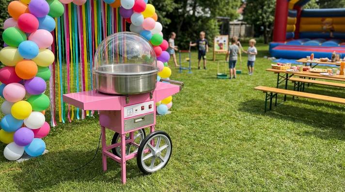 Zuckerwattemaschine mieten & vermieten - Nostalgische Zuckerwattemaschine mieten – Inklusive Wagen & Schutzhaube in Wuppertal