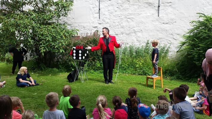 Magier & Zauberer mieten & vermieten - Hier zaubert ZINO für Kinder! in Hannover