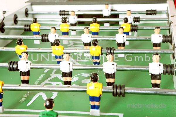 Fußball mieten & vermieten - Tischfußball-Kicker - WUNDERRÄUME GmbH vermietet: Dekoration/Kulisse für Event, Messe, Veranstaltung, Incentive, Mitarbeiterfest, Firmenjubiläum in Lichtenstein/Sachsen