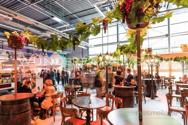 Stehtische mieten & vermieten - Stehtisch-Fass mit Weinkorb - WUNDERRÄUME GmbH vermietet: Dekoration/Kulisse für Event, Messe, Veranstaltung, Incentive, Mitarbeiterfest, Firmenjubiläum in Lichtenstein/Sachsen