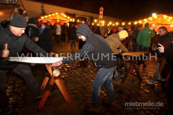 Gewinnspiele mieten & vermieten - Wettsägen - WUNDERRÄUME GmbH vermietet: Dekoration/Kulisse für Event, Messe, Veranstaltung, Incentive, Mitarbeiterfest, Firmenjubiläum in Lichtenstein/Sachsen