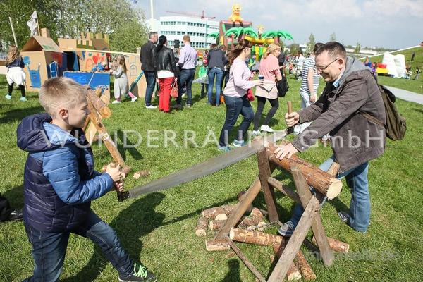 Hochzeitsfeier mieten & vermieten - Wettsägen - WUNDERRÄUME GmbH vermietet: Dekoration/Kulisse für Event, Messe, Veranstaltung, Incentive, Mitarbeiterfest, Firmenjubiläum in Lichtenstein/Sachsen
