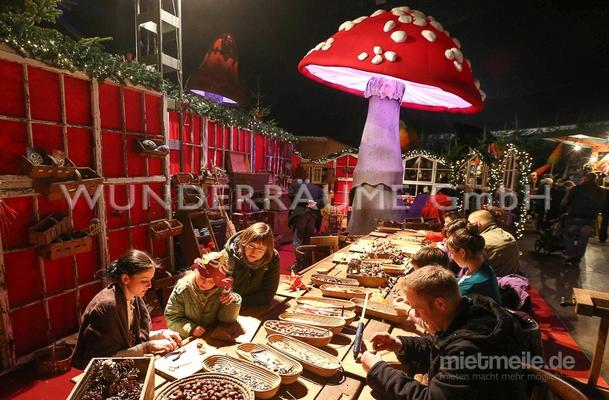 Leuchten & Lampen mieten & vermieten - Basteln unterm Fliegenpilz - WUNDERRÄUME GmbH vermietet: Dekoration/Kulisse für Event, Messe, Veranstaltung, Incentive, Mitarbeiterfest, Firmenjubiläum in Lichtenstein/Sachsen