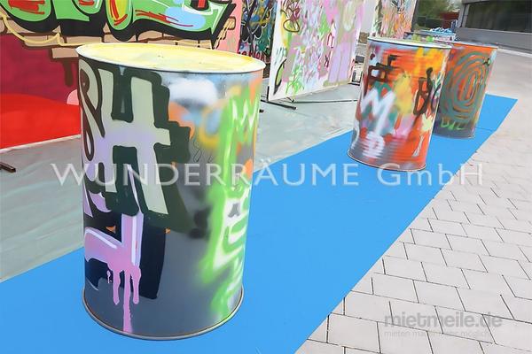 Dekorationsservice mieten & vermieten - Graffiti-Fass - WUNDERRÄUME GmbH vermietet: Dekoration/Kulisse für Event, Messe, Veranstaltung, Incentive, Mitarbeiterfest, Firmenjubiläum in Lichtenstein/Sachsen