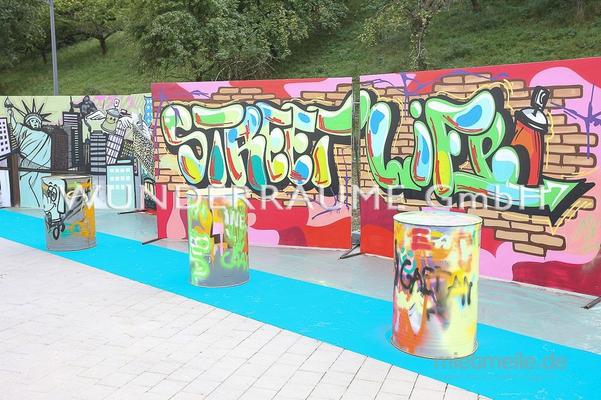 Dekorationsservice mieten & vermieten - Graffiti-Fass - WUNDERRÄUME GmbH vermietet: Dekoration/Kulisse für Event, Messe, Veranstaltung, Incentive, Mitarbeiterfest, Firmenjubiläum in Lichtenstein/Sachsen