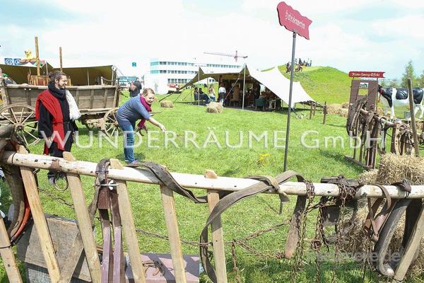 Gewinnspiele mieten & vermieten - Hufeisenwerfen - WUNDERRÄUME GmbH vermietet: Dekoration/Kulisse für Event, Messe, Veranstaltung, Incentive, Mitarbeiterfest, Firmenjubiläum in Lichtenstein/Sachsen