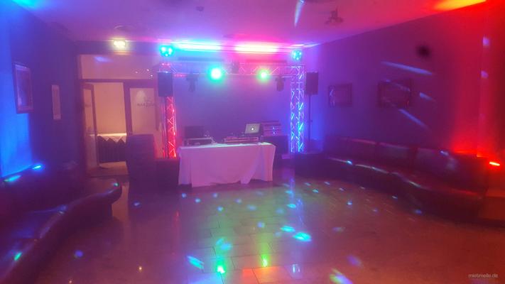 DJ mieten & vermieten - DJ Service - Musikservice - Hochzeit - Geburtstag in Wismar