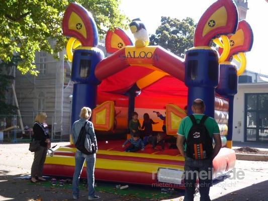 Hüpfburg mieten & vermieten - Westernburg Saloon für wilde Schulfeste, Betriebsfeste oder Western-Partys in Hamburg Bramfeld