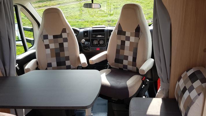 Wohnmobile mieten & vermieten - Wohnmobil mieten vermieten, 2 Personen, unter 6mtr., teilintegriert, autom.Sat-Anlage/TV/DVD. Längsbett in Edertal