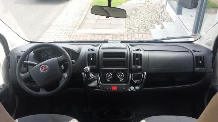 Wohnmobile mieten & vermieten - Wohnmobil mieten vermieten, 2 Personen, unter 6mtr., teilintegriert, autom.Sat-Anlage/TV/DVD. Längsbett in Edertal