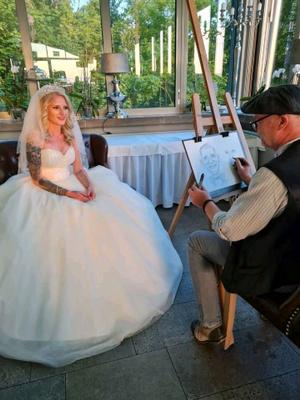 Schnellzeichner mieten & vermieten - Schnellzeichner buchen in Hamburg, Magdeburg, Berlin, Köln, ganz einfach online buchen! in Hamburg