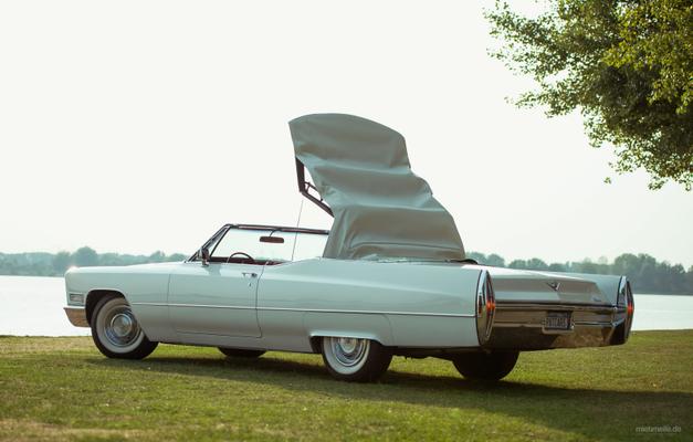 Oldtimer mieten & vermieten - Cadillac DeVille Convertible Bj.1968 CABRIOLET für Hochzeitsfahrten mit Chauffeur in Viersen