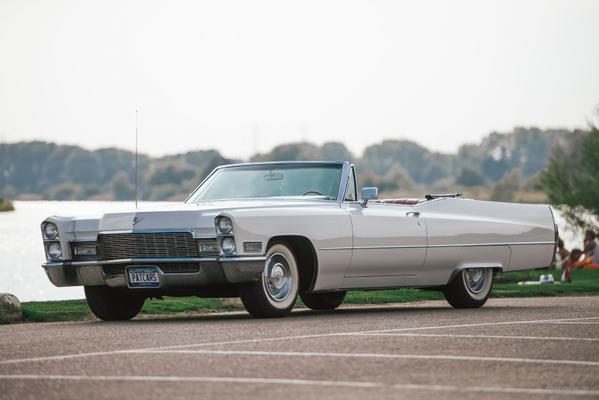 Oldtimer mieten & vermieten - Cadillac DeVille Convertible Bj.1968 HOCHZEITSAUTO Cabriolet in Mönchengladbach