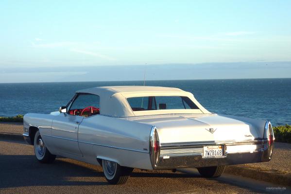 Oldtimer mieten & vermieten - Cadillac DeVille Convertible Bj.1968 CABRIOLET für Hochzeitsfahrten mit Chauffeur in Viersen