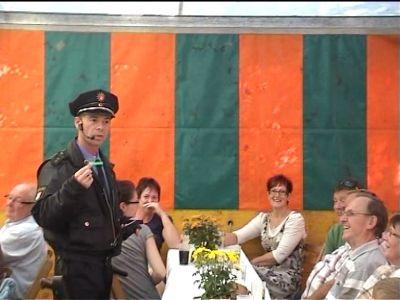 Alleinunterhalter mieten & vermieten - Komiker / Humorist für Feierlichkeiten in Magdeburg