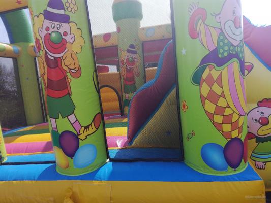 Hüpfburg mieten & vermieten - Profi Hüpfburg Clown Multiplay Center für 1 Tag mieten in Großholbach