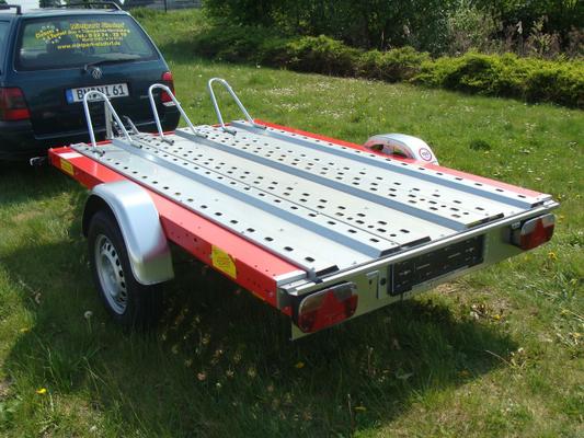 Motorradanhänger mieten & vermieten - Motorrad - Transporter fuer 1 - 3 Bikes  1000 kg gebremst mit Stossdaempfern / 100 km/h - Nutzlast ca. 765 kg - Plattforgroesse: 2500 x 1500  in Elsdorf (Rheinland)