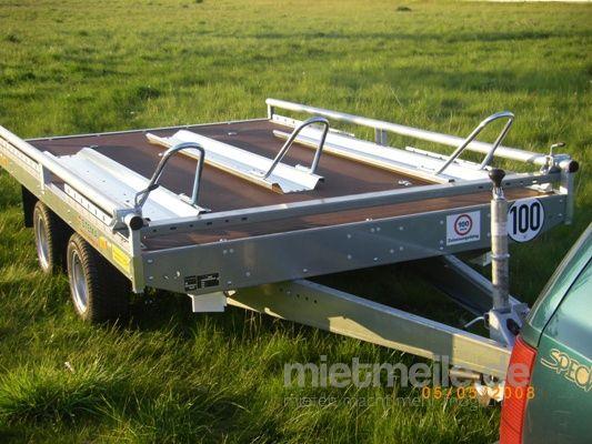 Motorradanhänger mieten & vermieten - Pietsch 3er Motorradtransporter 2000 kg gebremst doppelachser 100 km/h Motorradanhänger Biketrailer 3er in Köln