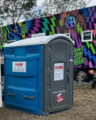 Toilettenkabine mieten & vermieten - mobi - mobile Toilette mieten I Baustellen-WC, Miet-WC für Baustelle in Langenfeld