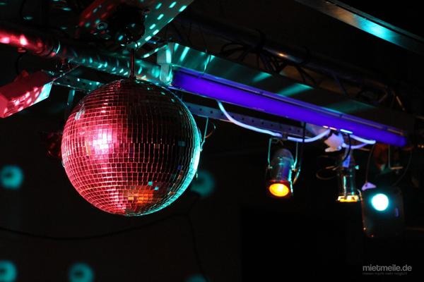 DJ mieten & vermieten - DJ, DJ Komplettpakete, Licht + Ton + DJ, Hochzeit, Geburtstag, Firmenevent und mehr in Leimen