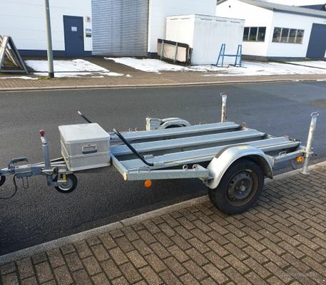 Motorradanhänger mieten & vermieten - 750KG Motorradtransporter - 24Std = 15€ in Bochum