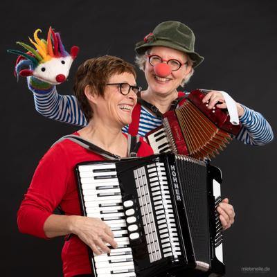Bands mieten & vermieten - Musikcomedy: Clownerie und Akkordeon in Ludwigsburg