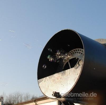 Seifenblasenmaschine mieten & vermieten - INKL.VERSAND Seifenblasenmaschine, Seifenblasenparty, Seifenblasenkanone inkl.Versand, Rückholung und 19% MwSt. in Münnerstadt