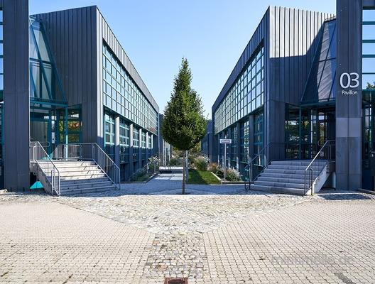 Büros mieten & vermieten - Renovierte Büroflächen in moderner Arbeitsumgebung in Grasbrunn in Grasbrunn