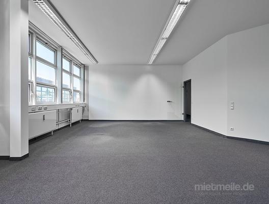 Büros mieten & vermieten - Renovierte Büroflächen in moderner Arbeitsumgebung in Grasbrunn in Grasbrunn